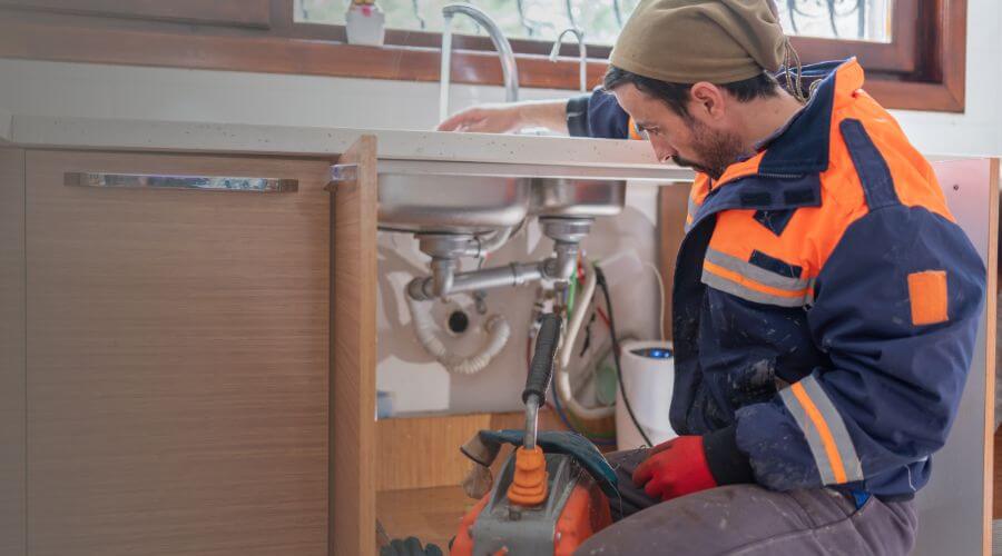 home faucet repair service in Columbia, IA